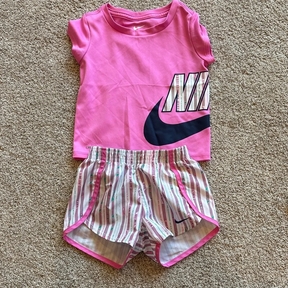2t Nike Girls Sets BUNDLE! Gray/pink, Pink/navy, Coral & Aqua. 3sets as pictured - Picture 4 of 7